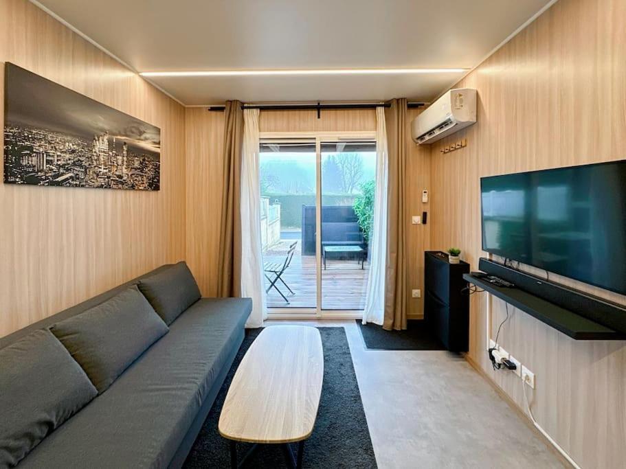 Tiny House Pour 4 A Disneyland Paris Coutevroult Exterior photo