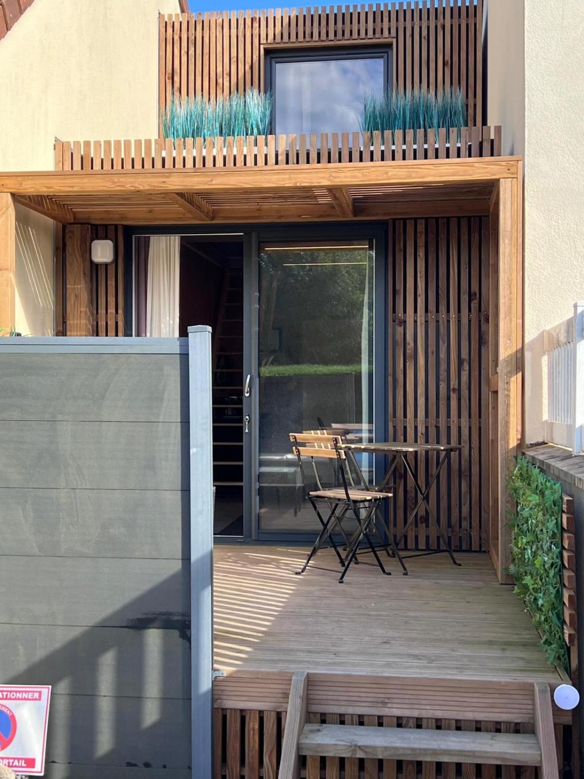 Tiny House Pour 4 A Disneyland Paris Coutevroult Exterior photo